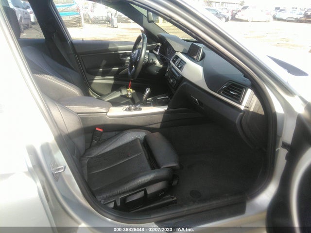 2017 BMW 3 Series, VIN: WBA8E1G30HNU16233