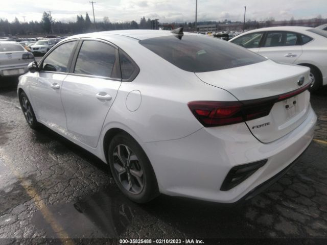 3KPF24AD3KE135982 KIA Forte Lxs
