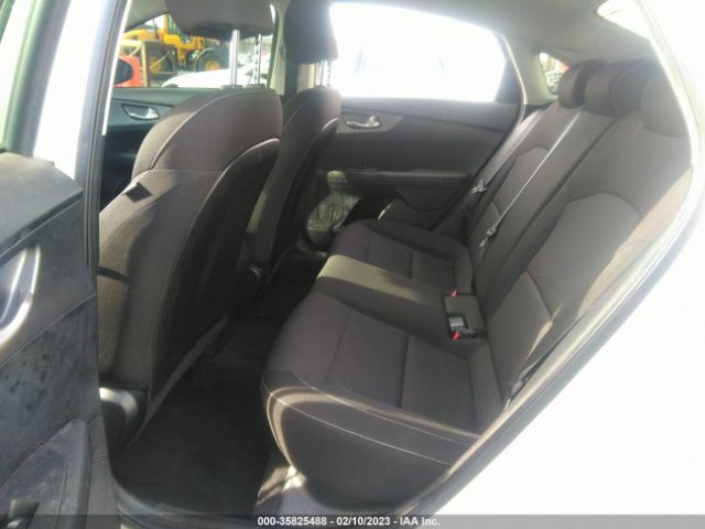 3KPF24AD3KE135982 KIA Forte Lxs