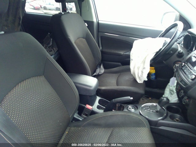 JA4AR3AU1GZ056073 Mitsubishi Outlander Sport 2.0 Es