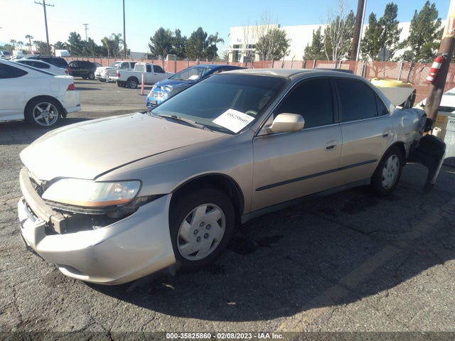 2000 HONDA ACCORD SDN LX VIN: 1HGCG1649YA038133