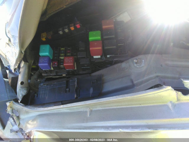 JT6HF10U1Y0124582 Lexus RX 300