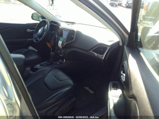 2019 JEEP CHEROKEE LATITUDE PLUS VIN: 1C4PJLLB7KD420327