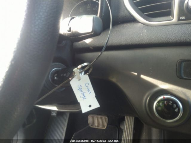 KNDPMCAC5K7507404 KIA Sportage Lx