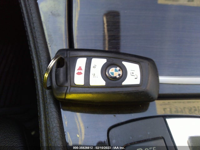 BMW 5 Series 528i Xdrive 2013 WBAXH5C55DD107939 Image 3