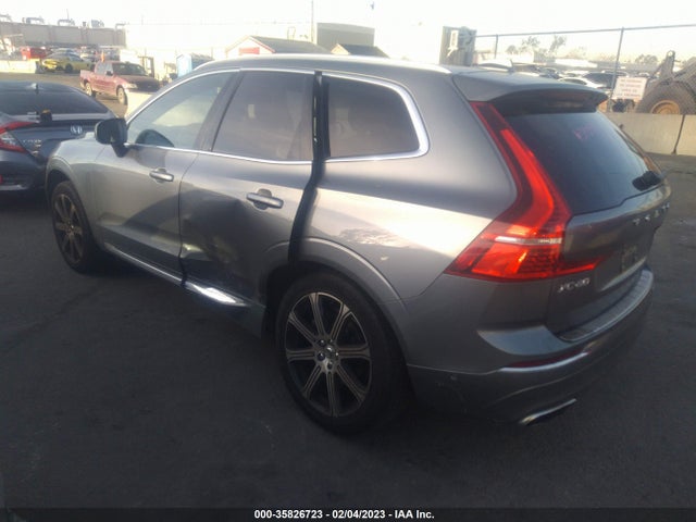 2018 Volvo XC60, VIN: LYVA22RL2JB113699