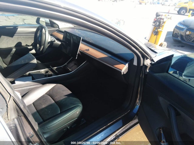 Tesla Model 3 Long Range/performance 2019 5YJ3E1EB6KF365401 Image 5
