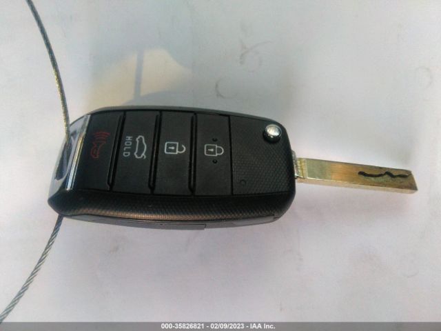 3KPA25ADXME405633 KIA Rio 5-door S