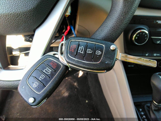 Hyundai TUCSON SEL 2018 KM8J3CA48JU676703 Image 3