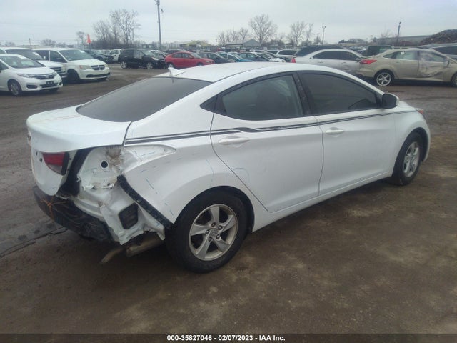 2015 Hyundai Elantra, VIN: 5NPDH4AE2FH584392