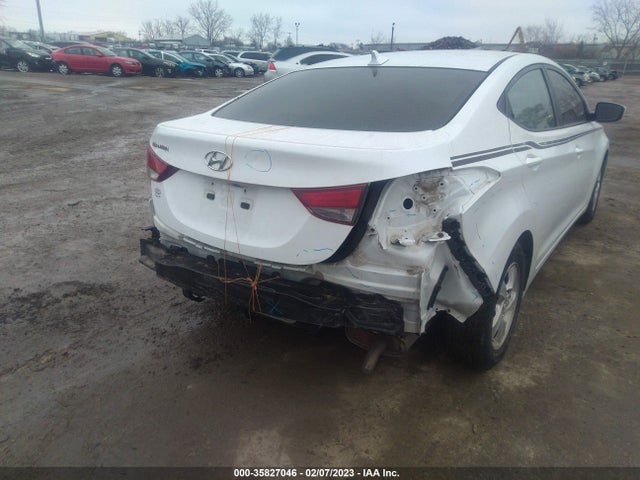 2015 Hyundai Elantra, VIN: 5NPDH4AE2FH584392