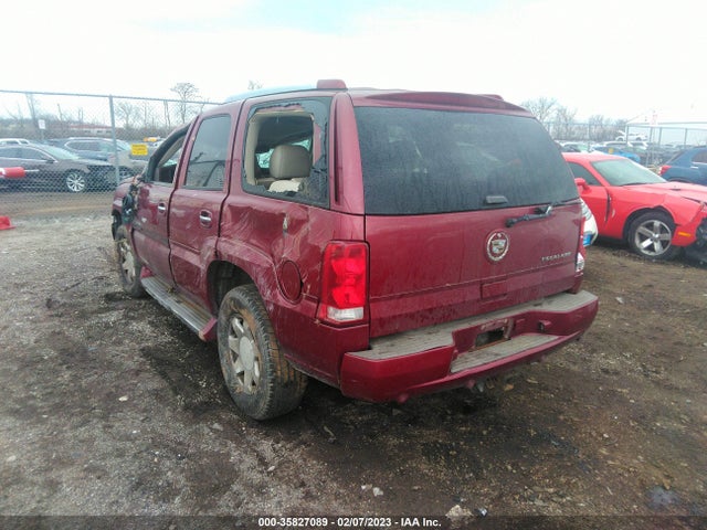 1GYEK63N05R195055 Cadillac Escalade