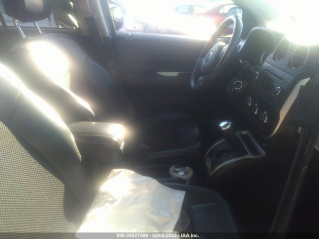 1C4NJDEB9ED647808 Jeep Compass Latitude