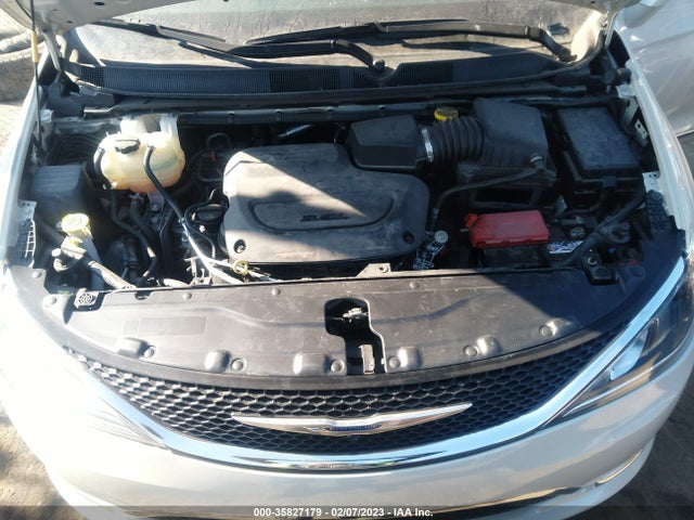 Chrysler Pacifica Limited 2020 2C4RC1GG3LR187039 Image 10
