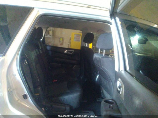 5N1DR2MM2JC632929 Nissan Pathfinder Sv
