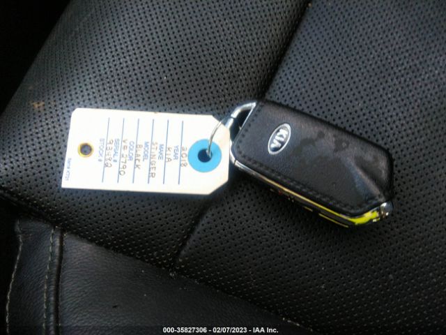 KNAE25LA8J6032790 KIA Stinger Premium