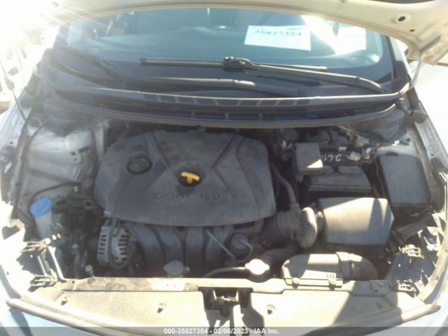 KNAFK4A65F5418013 KIA FORTE LX