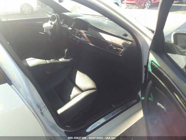 BMW 5 Series 550i 2010 WBANW5C52ACT56293 Image 6