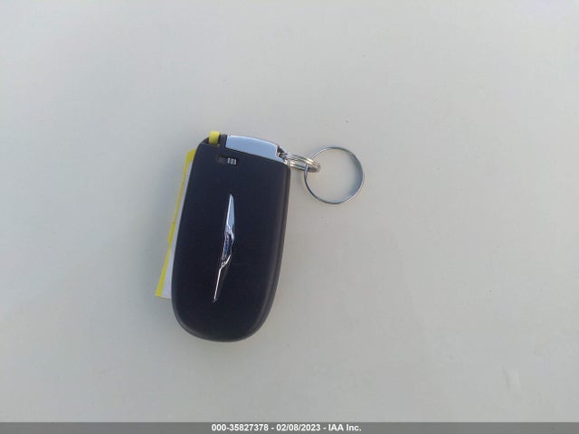 2C3CCARG5JH175100 Chrysler 300 Touring L