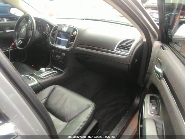2C3CCARG5JH175100 Chrysler 300 Touring L