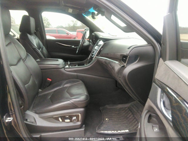 1GYS4KKJ2JR215983 Cadillac Escalade Esv Platinum