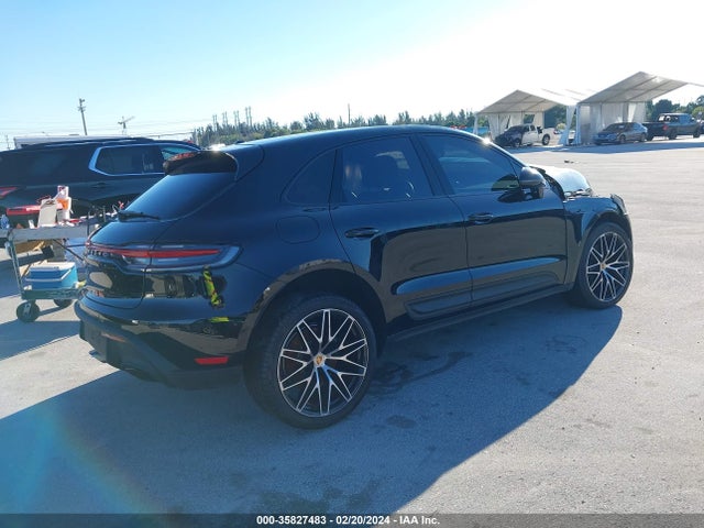 2022 PORSCHE MACAN WP1AA2A58NLB09009 Photo 3
