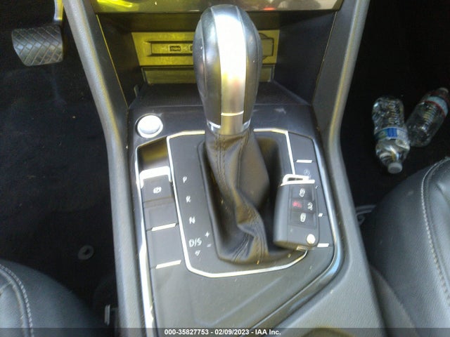 3VV3B7AX6JM216060 Volkswagen Tiguan Sel/se