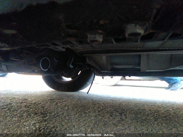 2000 HONDA ACCORD SDN EX W/LEATHER VIN: 1HGCG1657YA094869