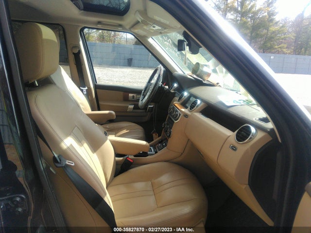 2016 Land Rover LR4, VIN: SALAG2V64GA845956