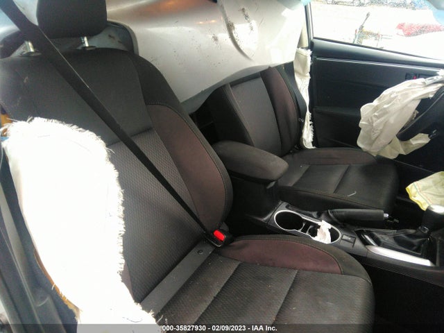 2018 Toyota Corolla, VIN: 2T1BURHE1JC078053