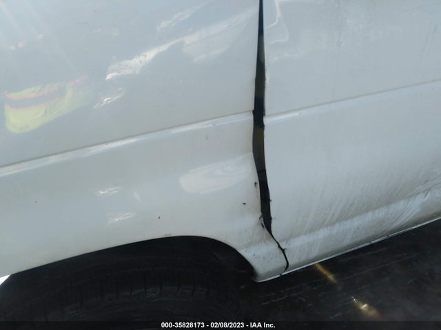 2001 FORD ECONOLINE CARGO VAN VIN: 1FTNE24221HA93377