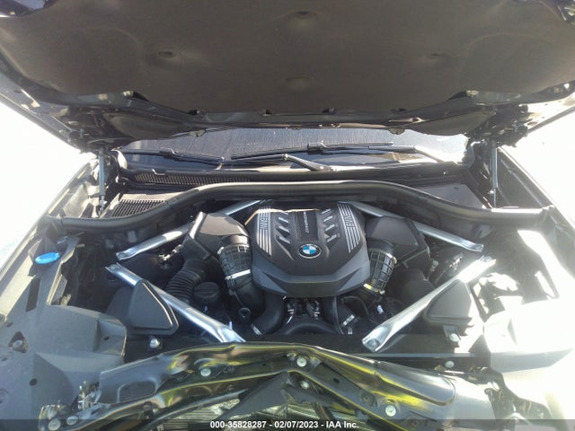 2022 BMW X7, VIN: 5UXCX6C00N9L97489