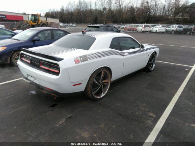 2C3CDZBT0FH910933 Dodge Challenger R/t Plus Shaker