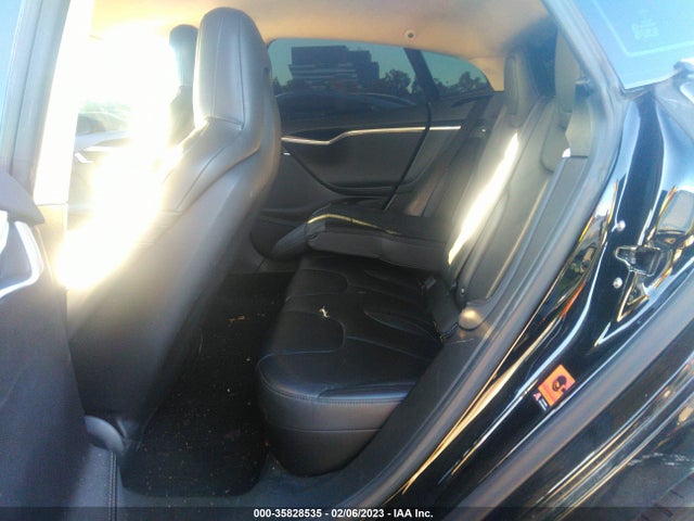 2015 Tesla Model S, VIN: 5YJSA1E16FF112924