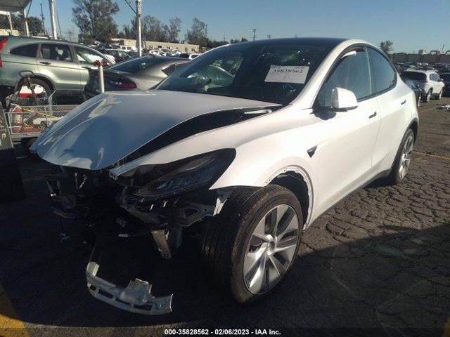 Tesla Model Y Long Range 2022 7SAYGAEE7NF430709 Image 2