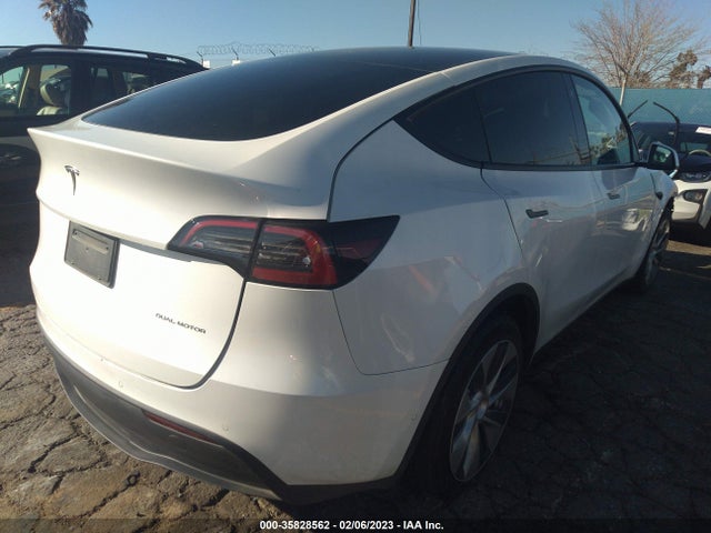 Tesla Model Y Long Range 2022 7SAYGAEE7NF430709 Image 4