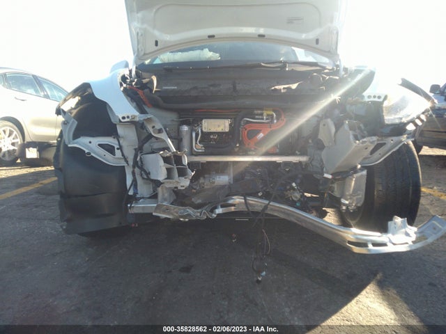 Tesla Model Y Long Range 2022 7SAYGAEE7NF430709 Image 6