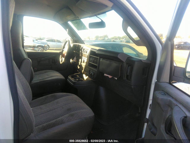 Chevrolet EXPRESS CARGO VAN 2018 1GCWGAFG8J1343425 Image 5