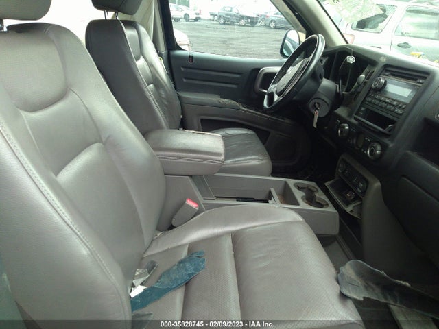 2013 HONDA RIDGELINE RTL VIN: 5FPYK1F52DB008928