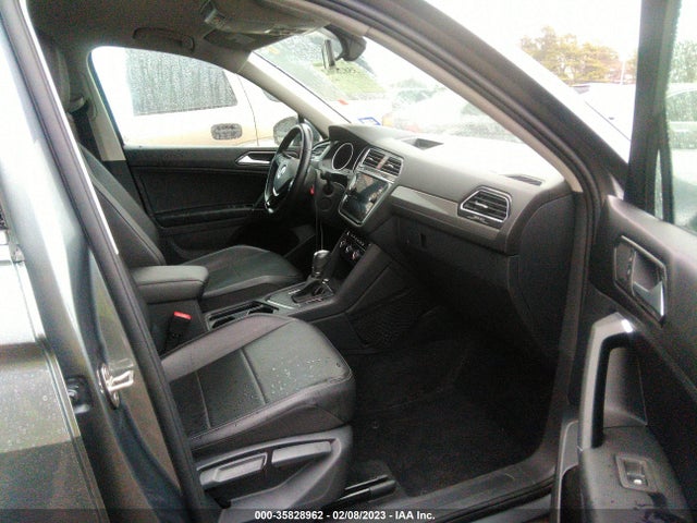 3VV3B7AXXJM018081 Volkswagen Tiguan Sel/se