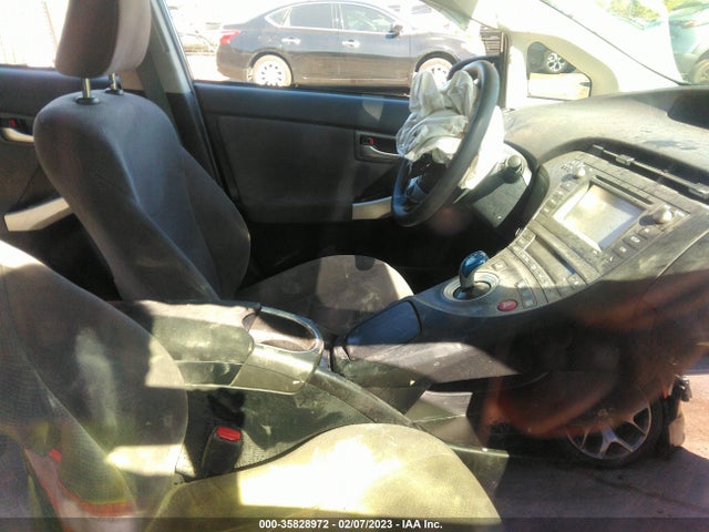 Toyota Prius Four 2015 JTDKN3DU5F0427868 Image 6