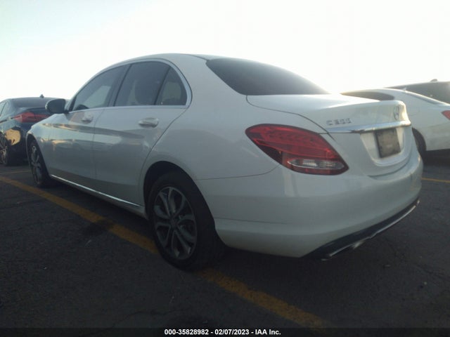 2015 Mercedes-Benz C-Class, VIN: 55SWF4KBXFU010963