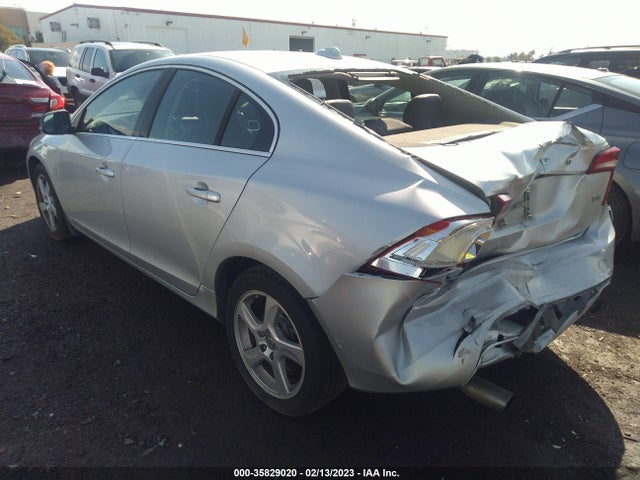 Volvo S60 2012 YV1622FS4C2122307 Image 4