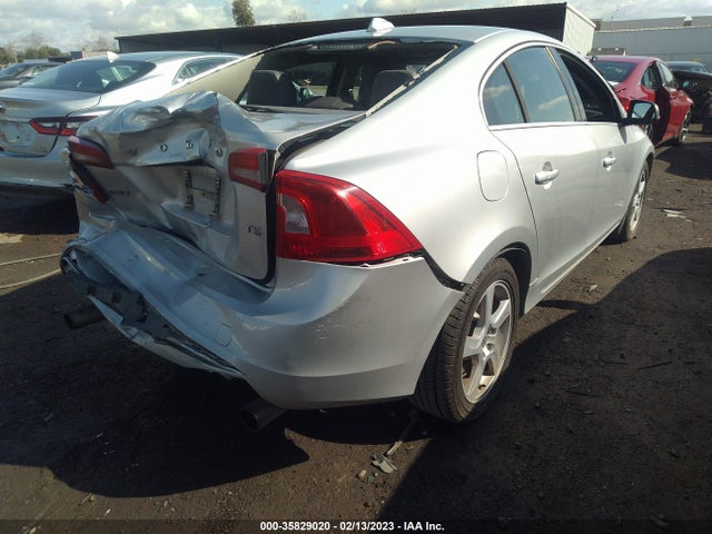 Volvo S60 2012 YV1622FS4C2122307 Image 5