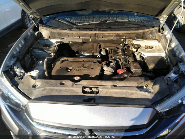 JA4AR3AU2JU008084 Mitsubishi Outlander Sport 2.0