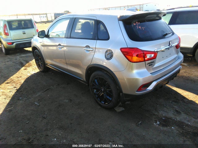 JA4AR3AU2JU008084 Mitsubishi Outlander Sport 2.0