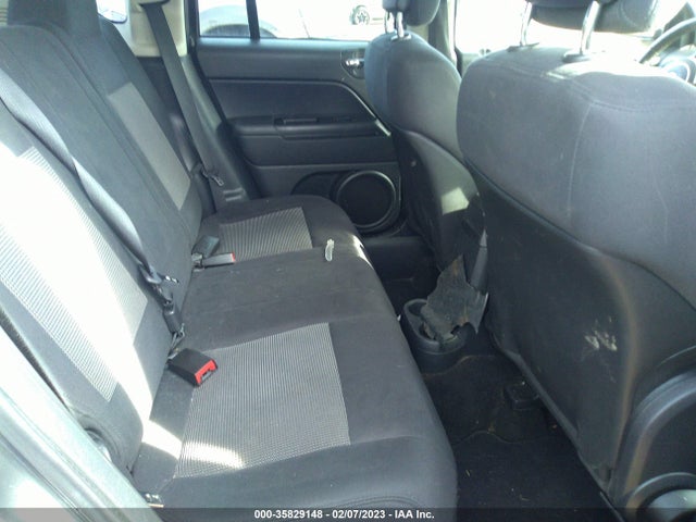 1J4NF1FBXBD244697 Jeep Compass Latitude