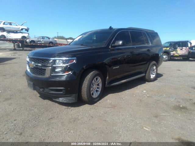 Chevrolet Tahoe Lt 2018 1GNSCBKC5JR165372 Image 2
