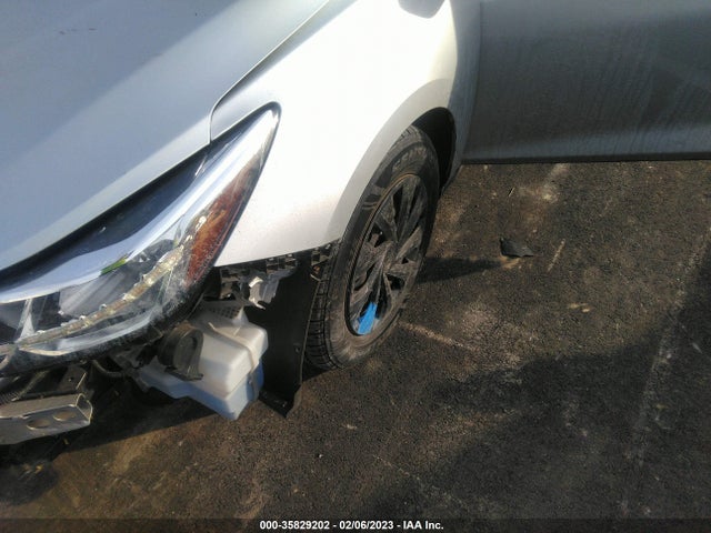 Chevrolet Cruze 2019 1G1BJ5SM8K7104547 Image 4