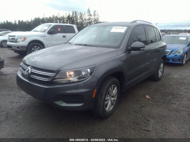 Volkswagen TIGUAN S 2015 WVGAV7AX2FW588205 Image 2